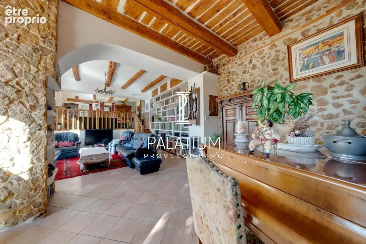 Bastide de caractère du XVIIe siècle de 284 m² – Hauteurs d'Auriol - photo 2