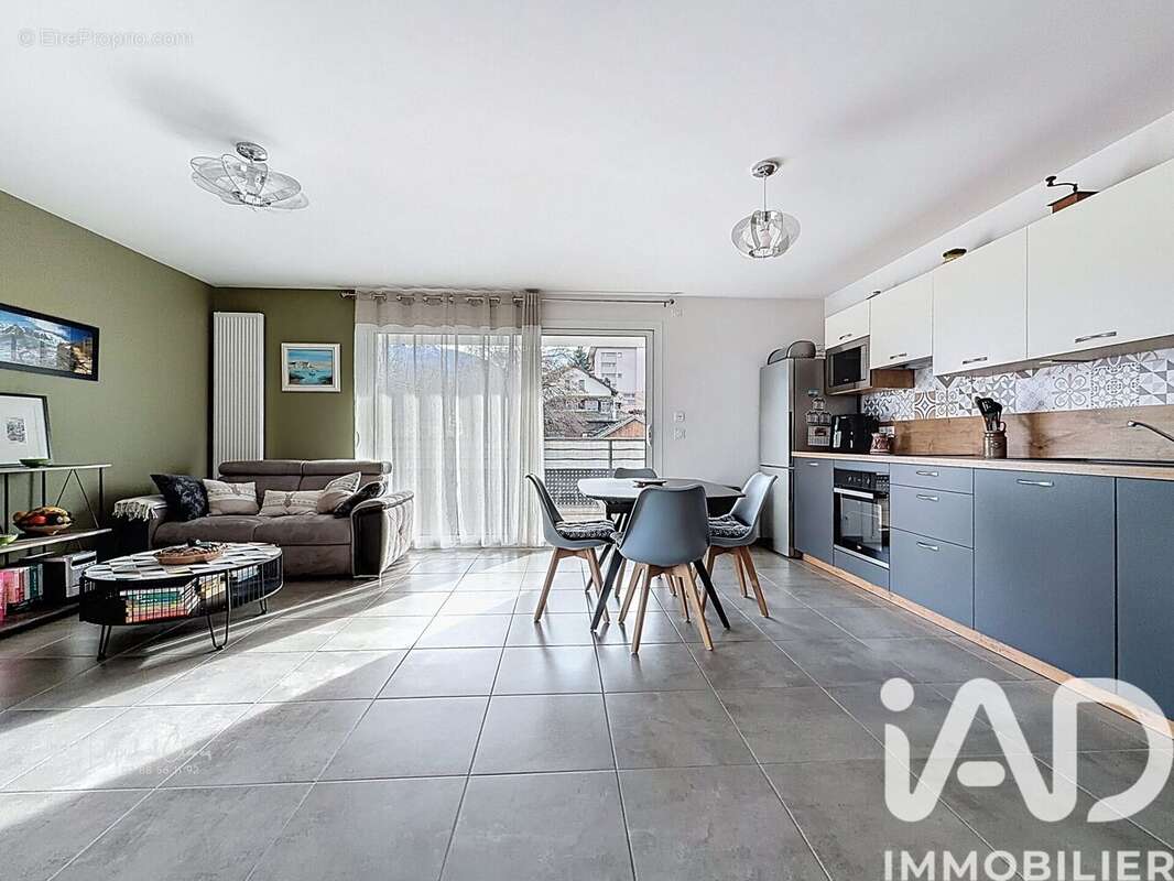 Photo 3 - Appartement à LA ROCHE-SUR-FORON