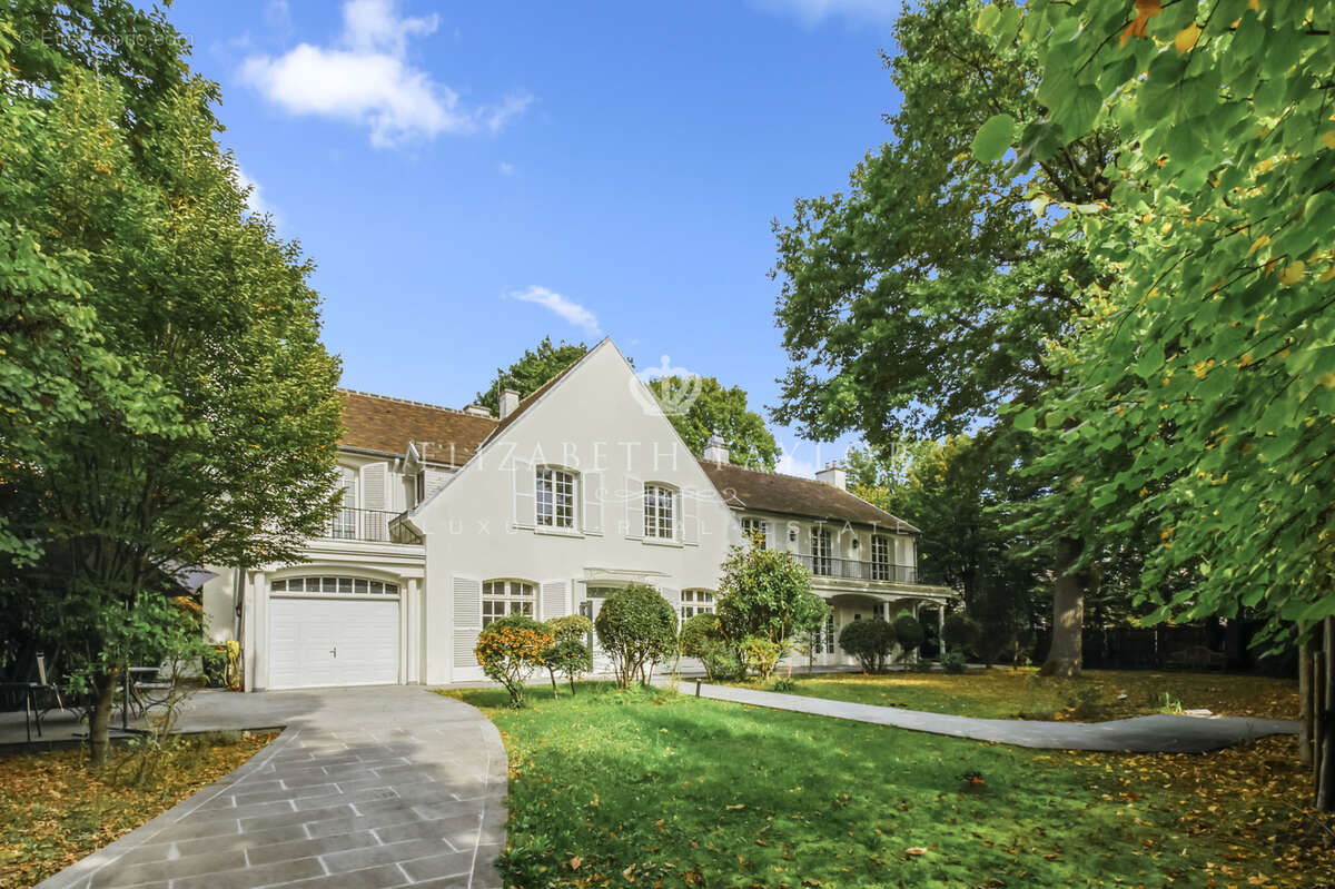Maison à LE VESINET