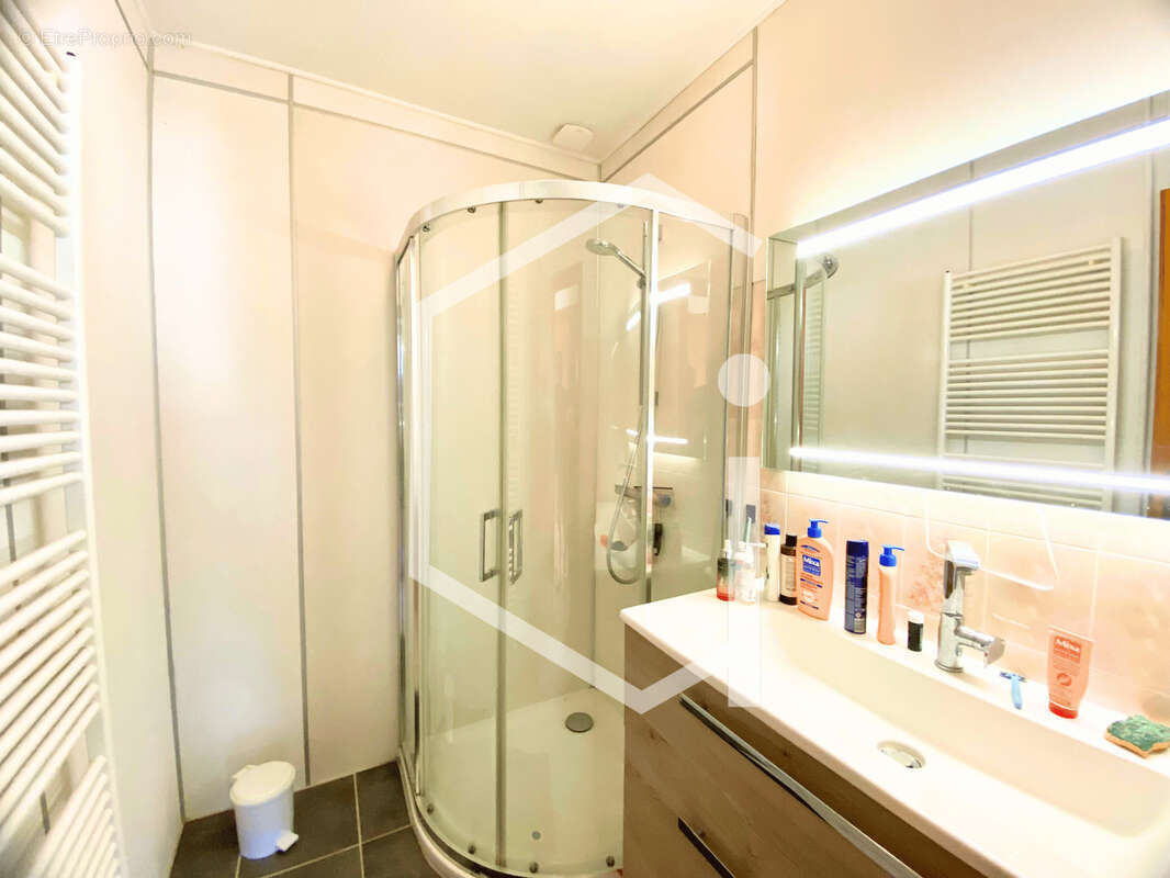 Maison à COSNE-COURS-SUR-LOIRE