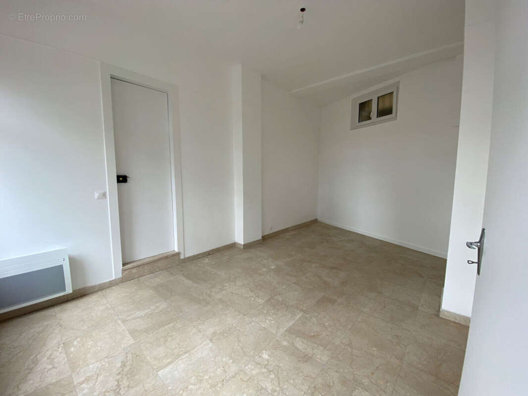 Commerce à FONTENAY-AUX-ROSES