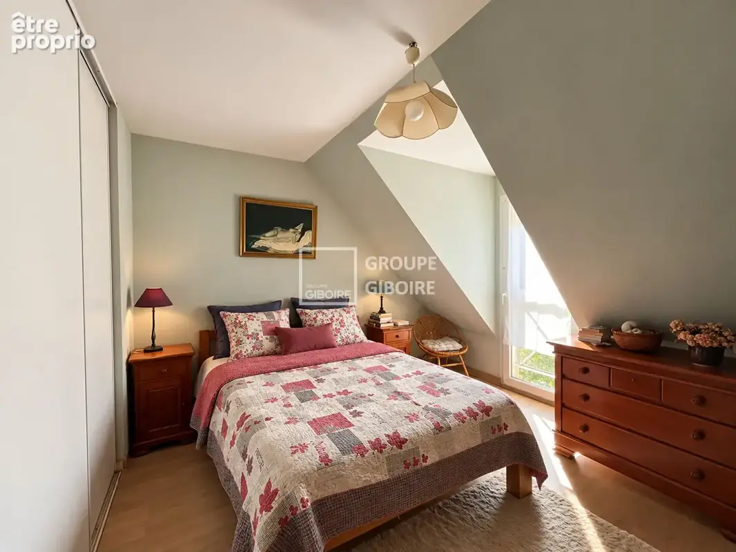 A vendre - Agence GIBOIRE Bruz *EXCLUSIVITE* - Maison d'env.105 m² offrant un potentiel de 125 m² - BRUZ, proche  gare - photo 4