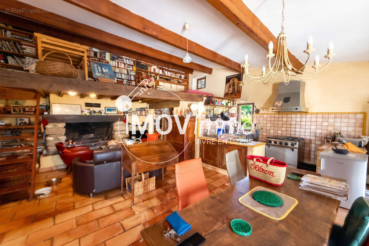 Maison 115 m² à vendre à Uzes (30700) - photo 5