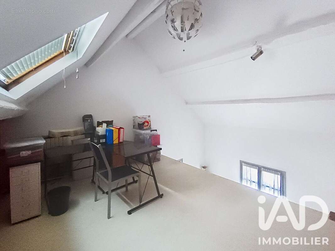 Maison 228 m² à Romorantin-Lanthenay  - photo 7