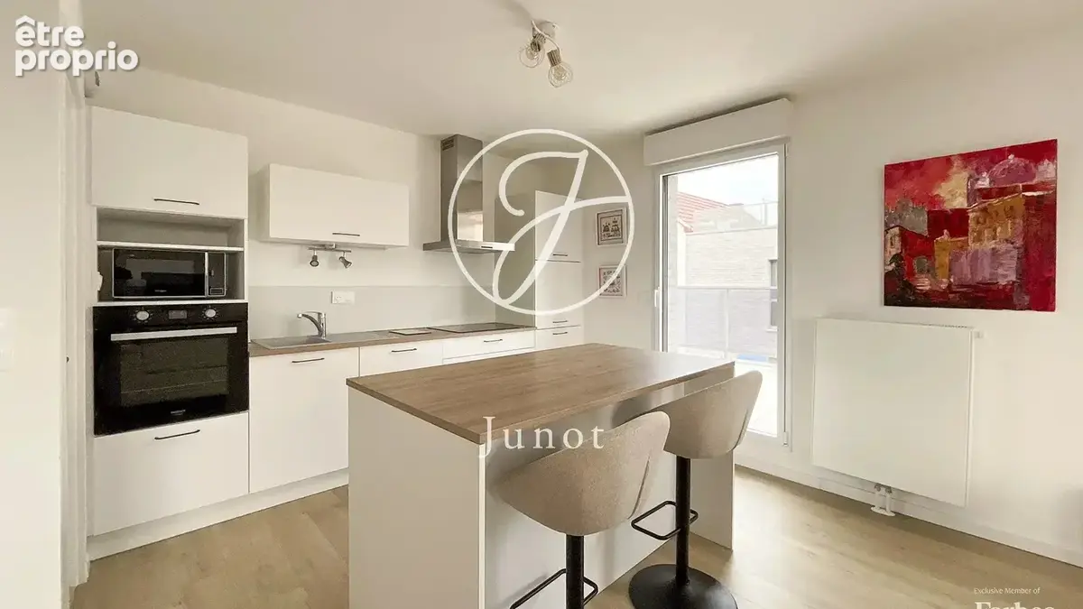 Mouvaux - PARC DU HAUTMONT - Appartement à vendre - 4 pièces - 104,68m² - 3 chambres - Terrasse - Balcon - Garage - photo 2