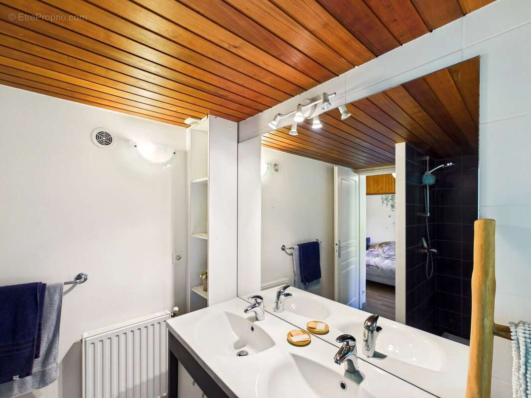 Propriété de charme avec maison d'amis, piscine, étangs et dépendances en Dordogne - photo 11