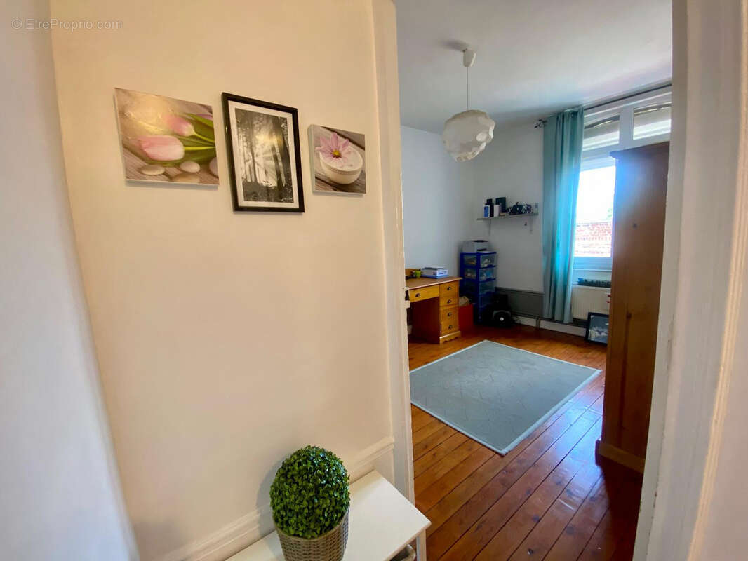 Maison à SAINT-QUENTIN