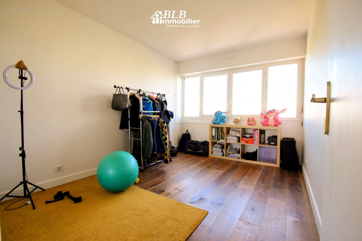 Appartement à ELANCOURT