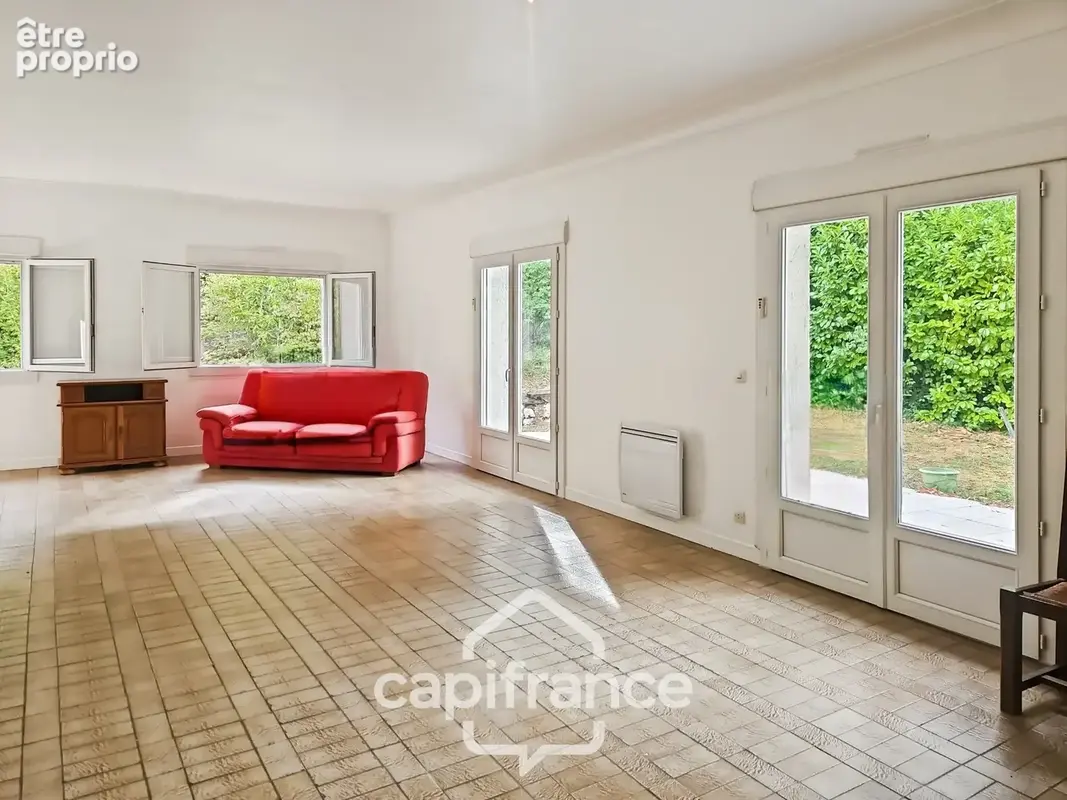 Maison de quatre pièces dans un secteur calme avec jolie vue - photo 7