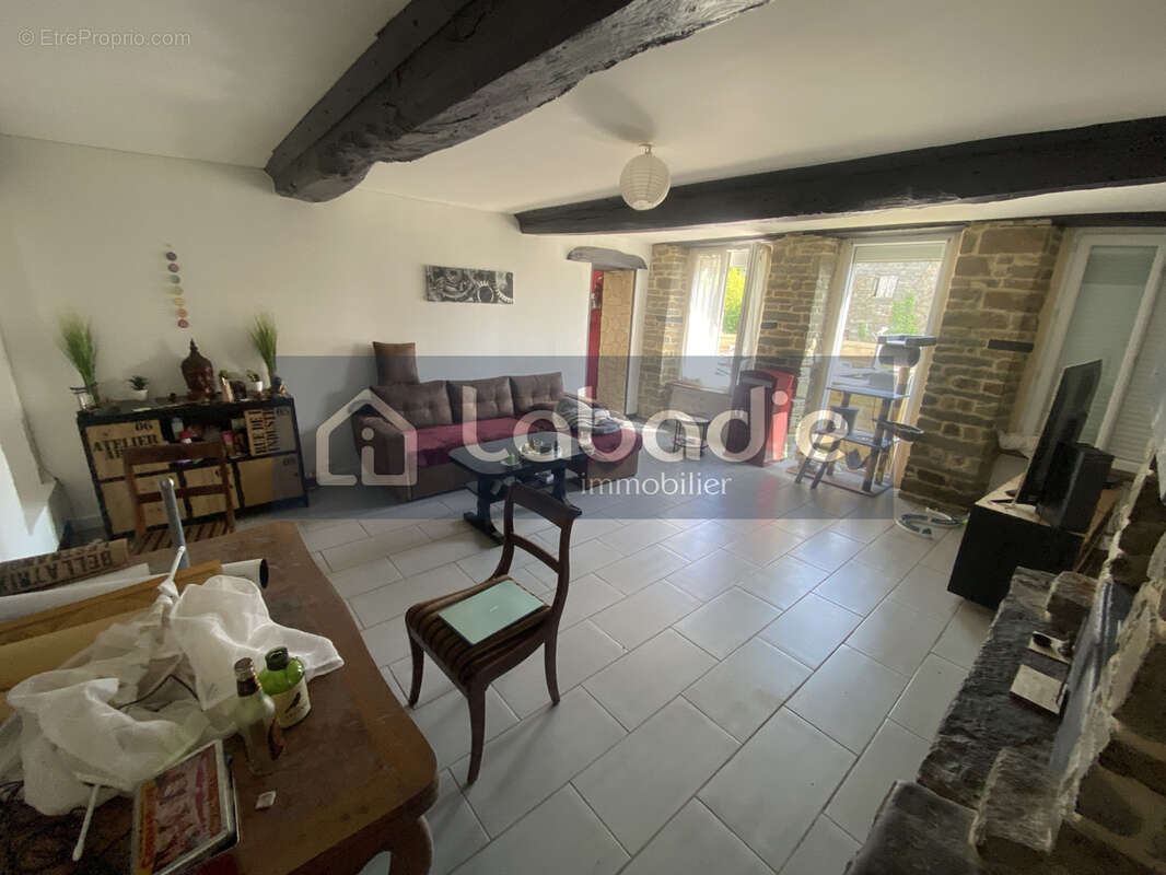 Maison à LE BENY-BOCAGE