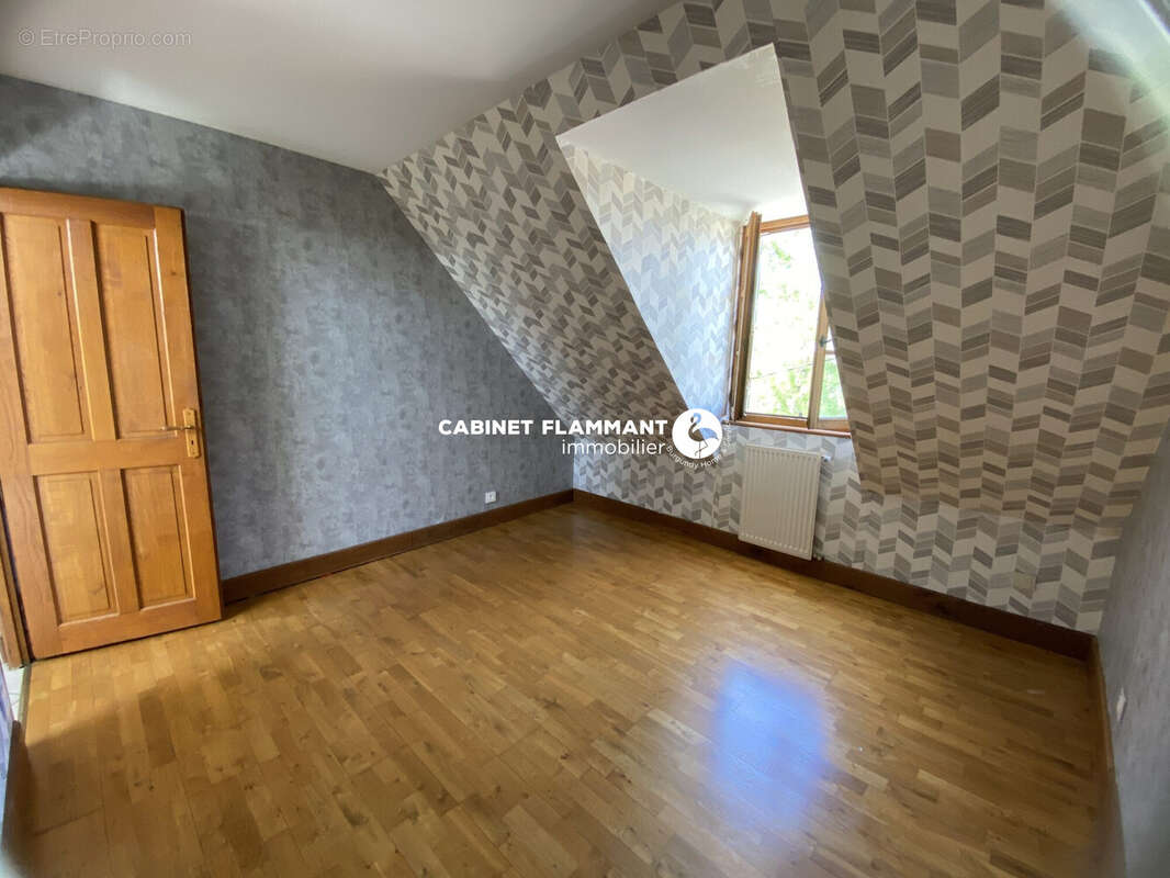 Maison 147 m² à Eringes  - photo 6
