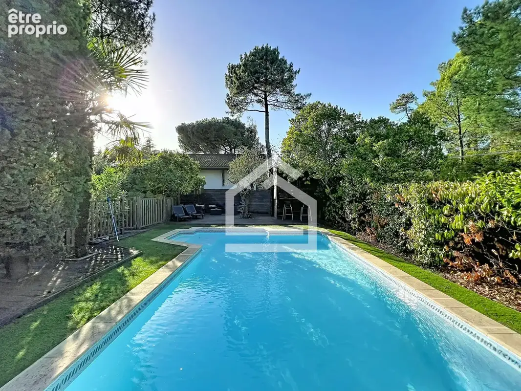 Saint Aubin de Médoc - Maison familiale en exclusivité avec piscine et garage - photo 11