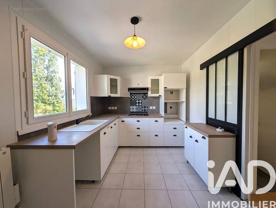 Photo 1 - Appartement à SAINT-THIBAULT-DES-VIGNES