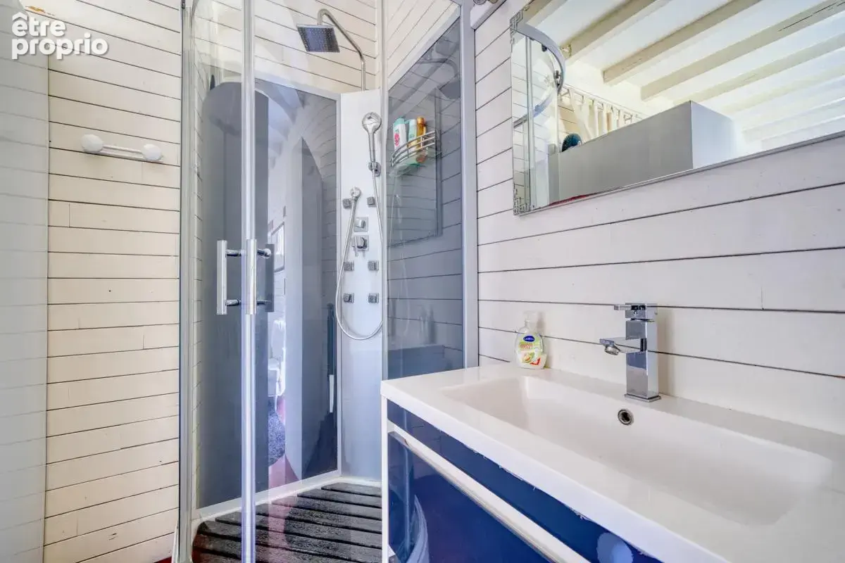 Maison de 10 pièces de 270 m² à Saint-Laurent-de-Cognac - photo 14