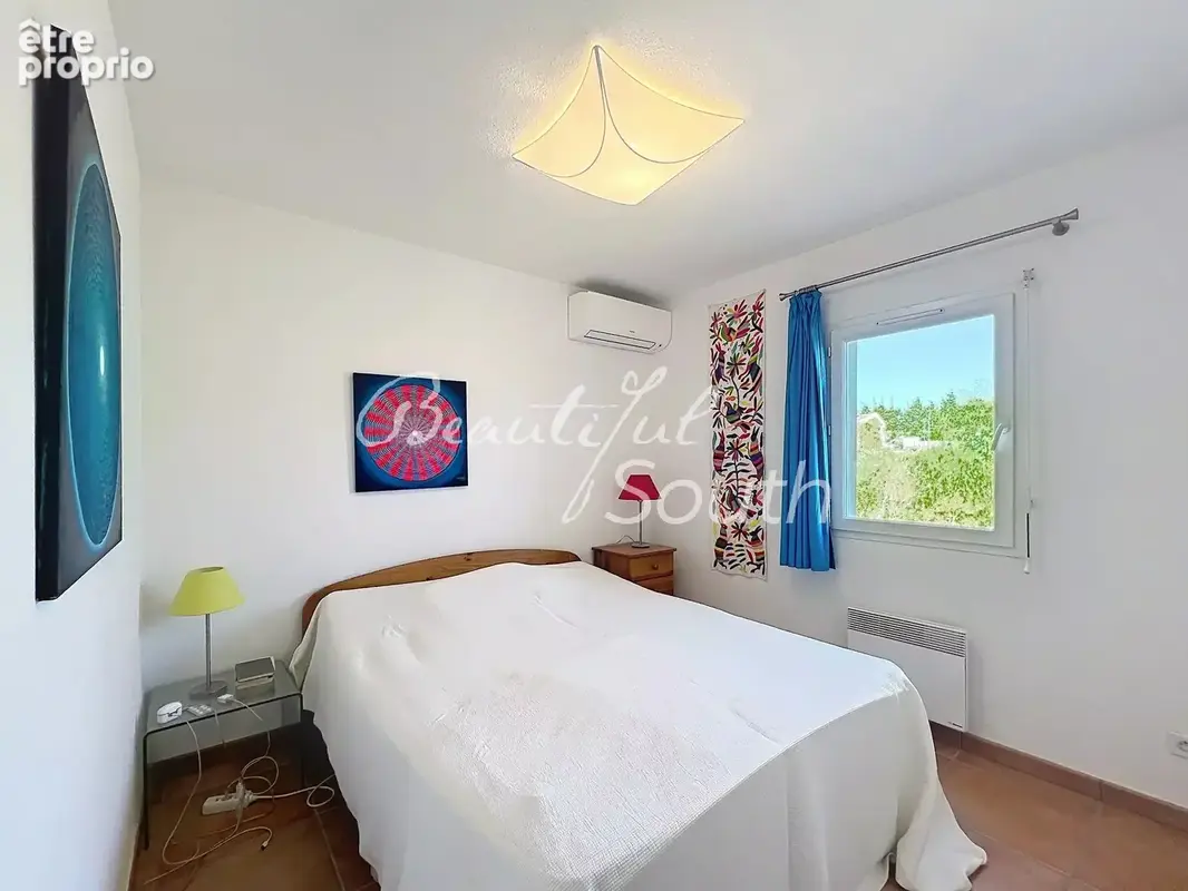 Leucate village – villa 3 faces avec jardin, garage, piscine et solarium avec vues - photo 12
