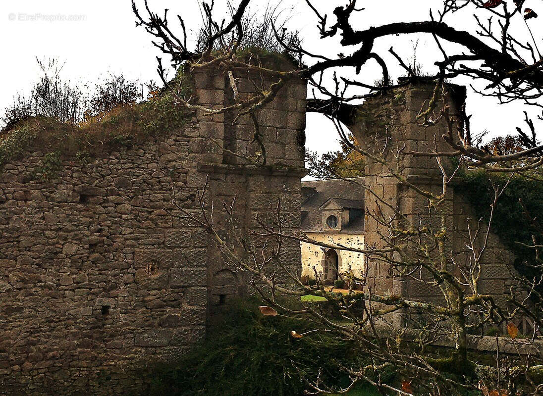 Maison à MAYENNE