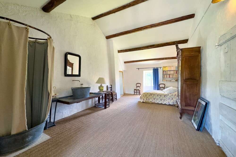 Maison à VAISON-LA-ROMAINE