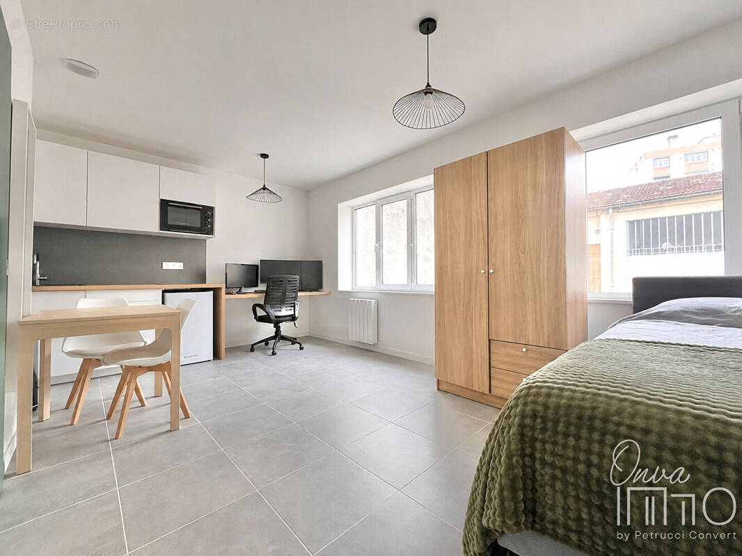 Appartement à BRON