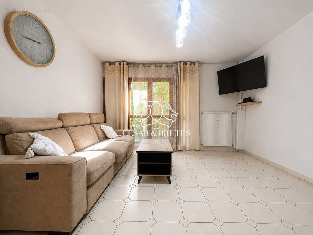 Appartement 4 pièces 78 m² à vendre à Pont-Eveque (38780) - photo 2