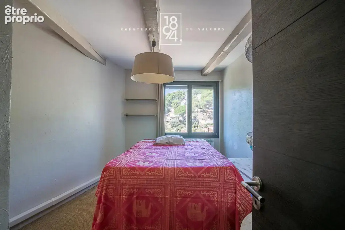 Maison T5 à vendre La Rougière Septèmes les Vallons (13240)  180 m²  Garage I Piscine I Jardin - photo 12