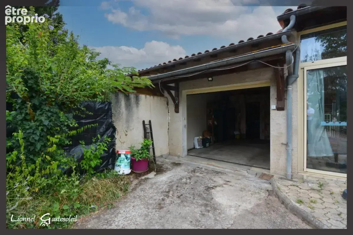 Maison à vendre de plain pieds 2/3 chambres sur la communes de Vélines en Dordogne (24) - photo 19