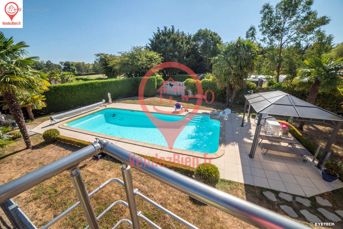 Maison T5 150m2 sur sous-sol - Terrain 3067m2 - Piscine - Terrain de pétanque - photo 4