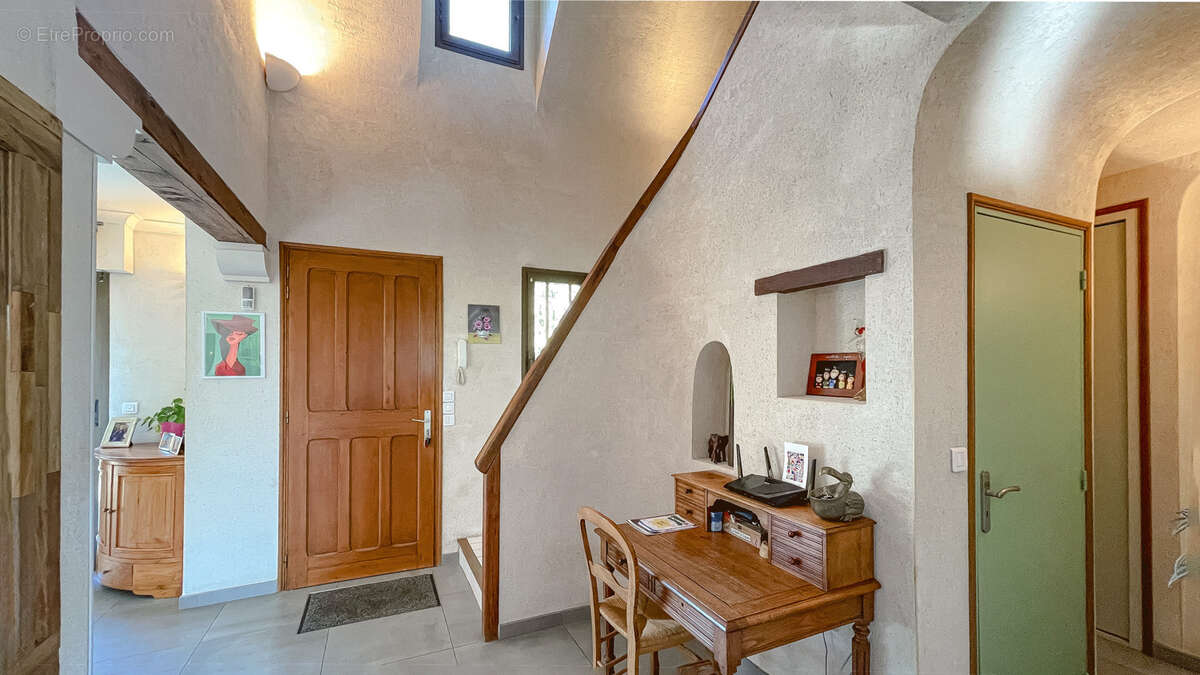 Maison à YVRE-L'EVEQUE