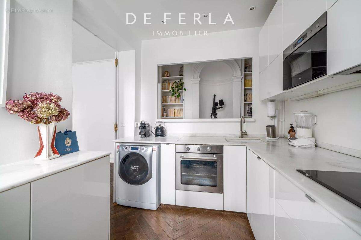 Appartement à PARIS-5E