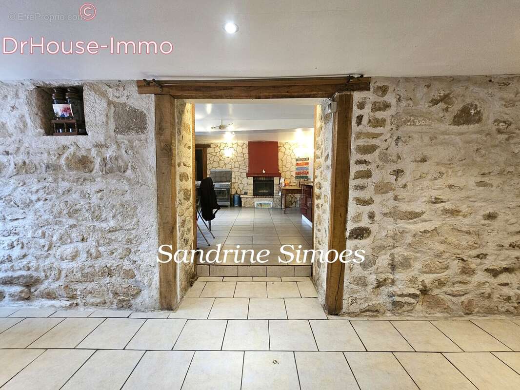 Maison 145 m² à La Trimouille  - photo 27