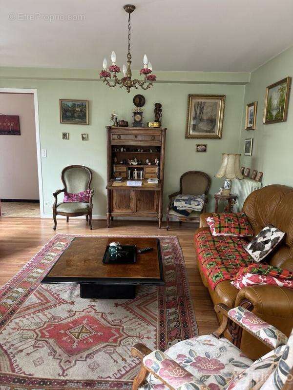 Maison à CASTELSARRASIN