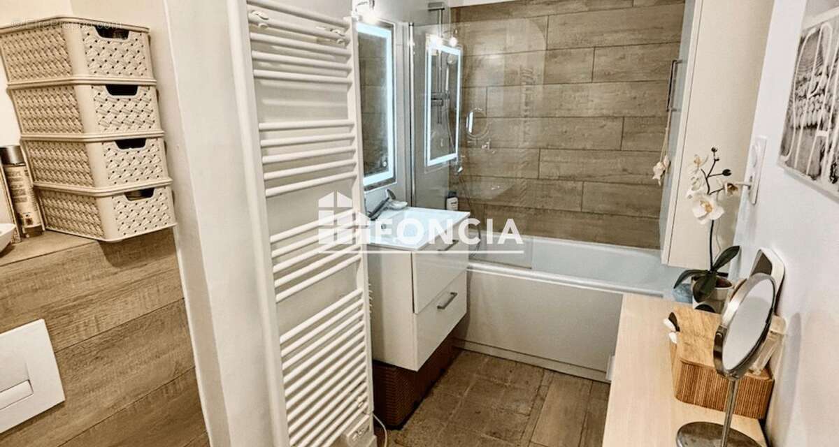 Appartement à SANARY-SUR-MER