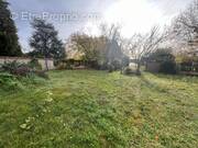 Terrain à AUVERS-SUR-OISE