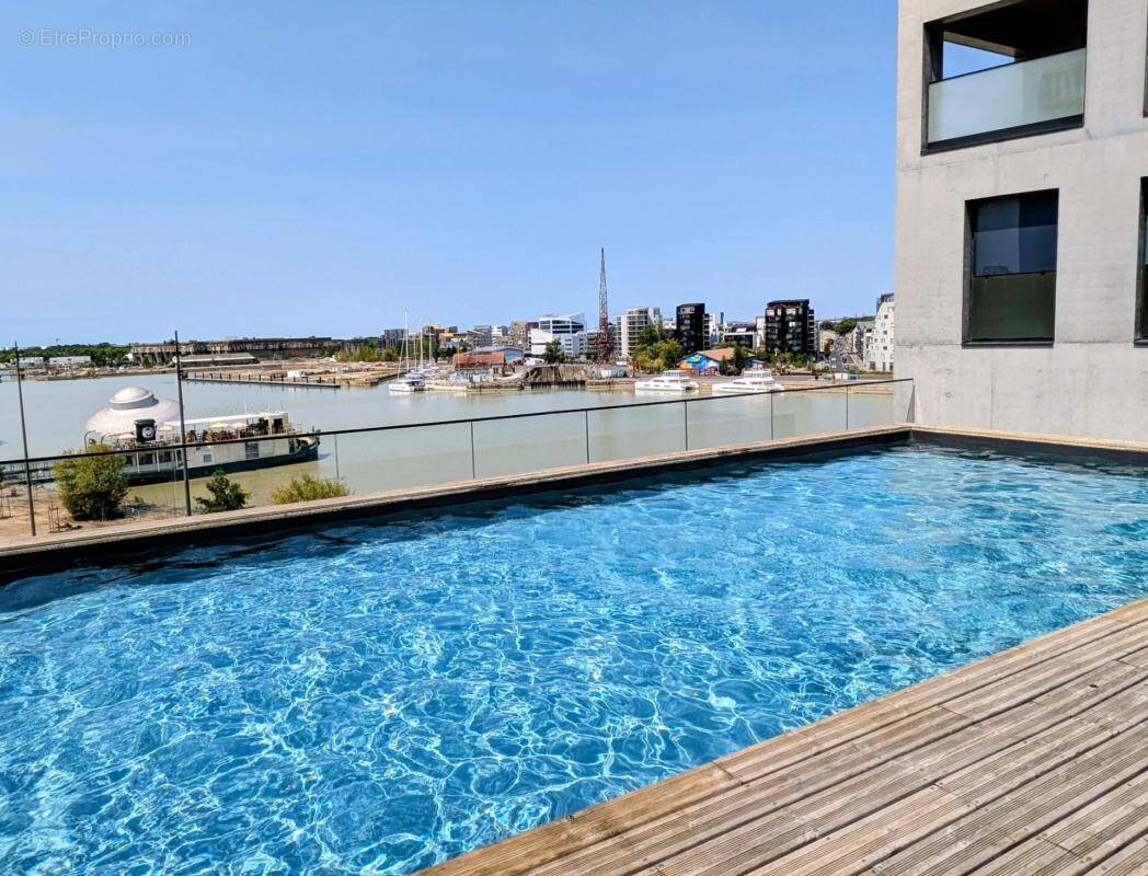 Appartement à BORDEAUX