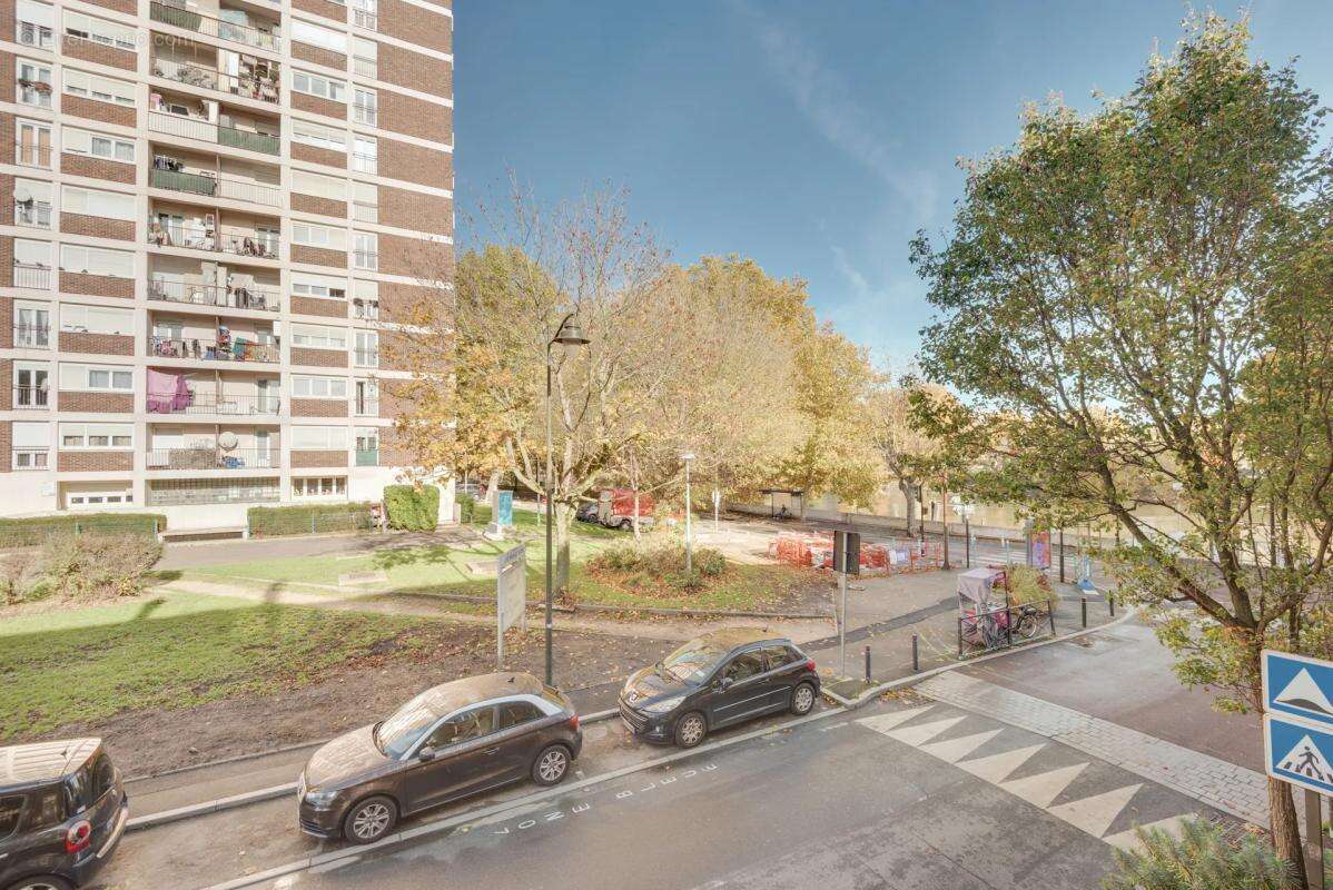 Appartement à L'ILE-SAINT-DENIS