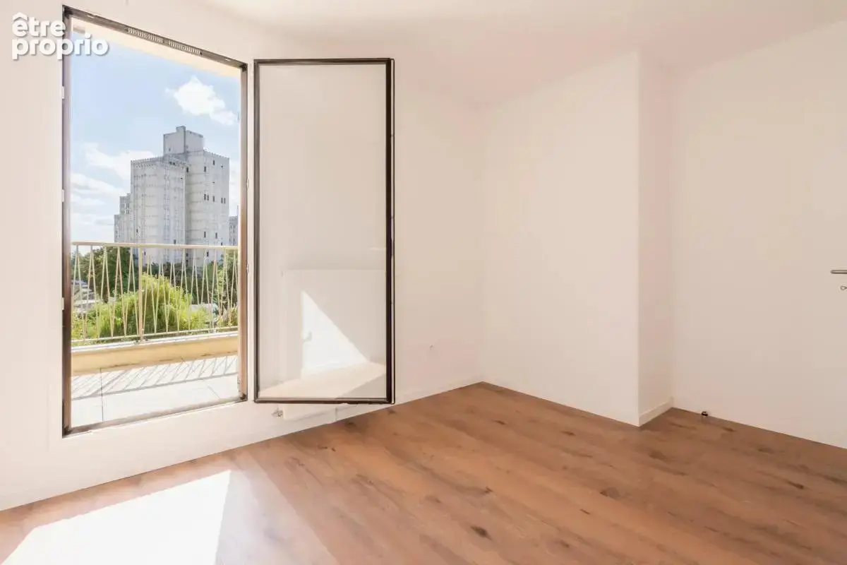 Appartement de 4 pièces de 74 m² à Aubervilliers - photo 8