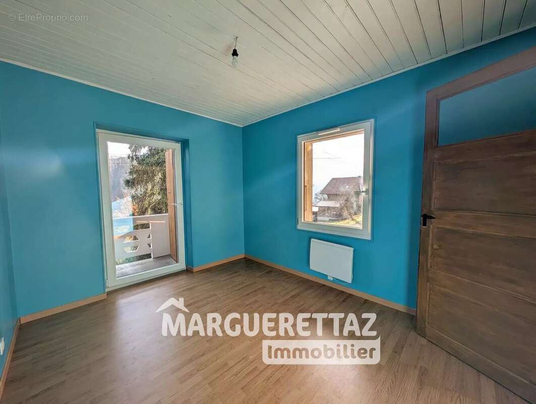 Appartement à SAINT-JEOIRE