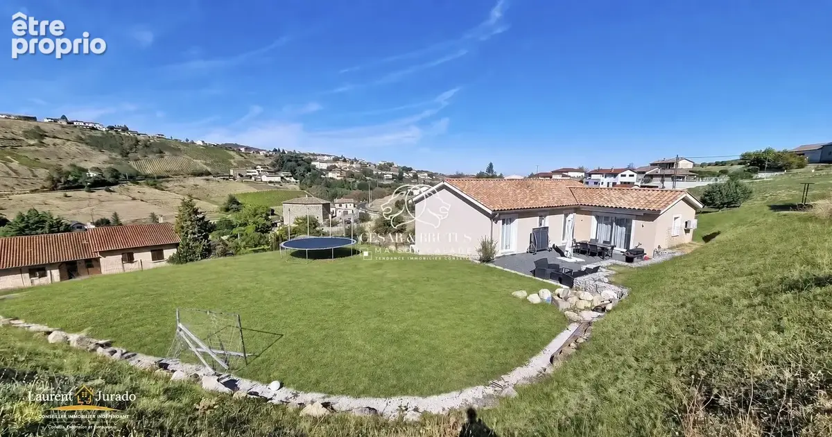 Maison 6 pièces 160 m² à vendre à Vaux-En-Beaujolais (69460) - photo 5
