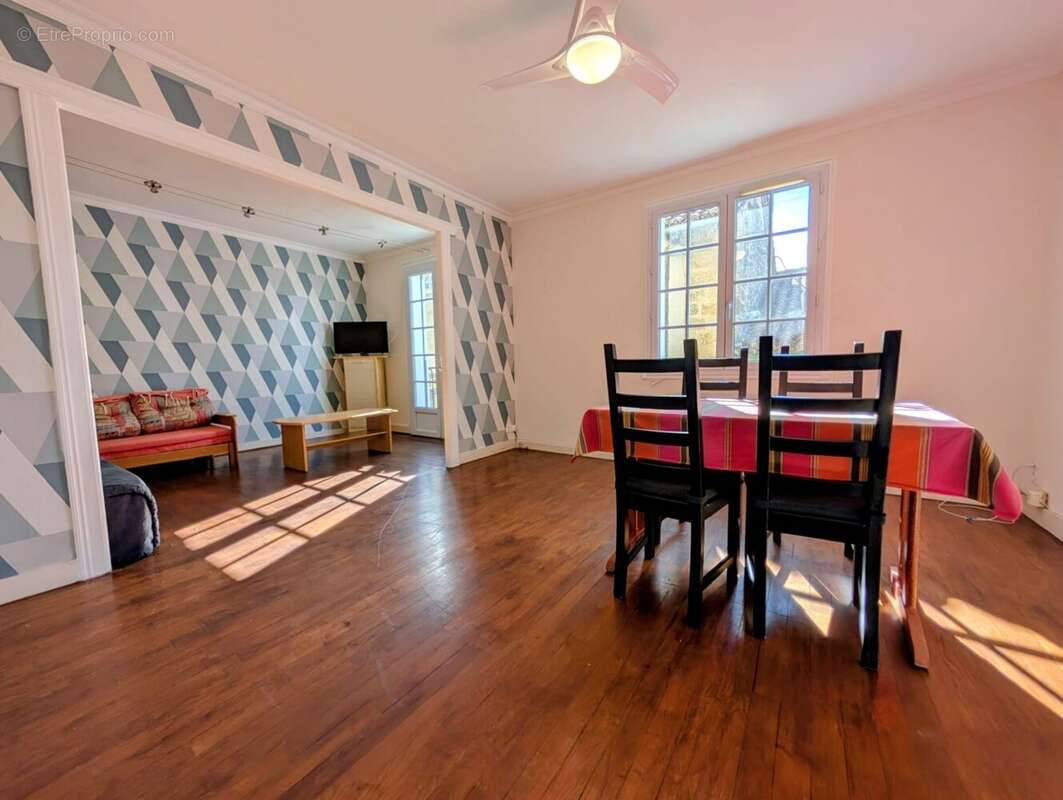 Appartement à THIVIERS