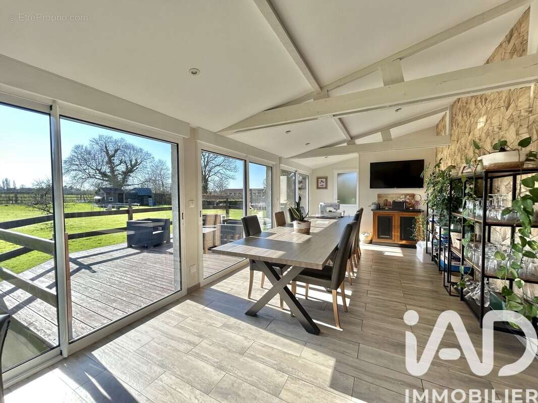 Maison 210 m² à Le Chesne  - photo 6