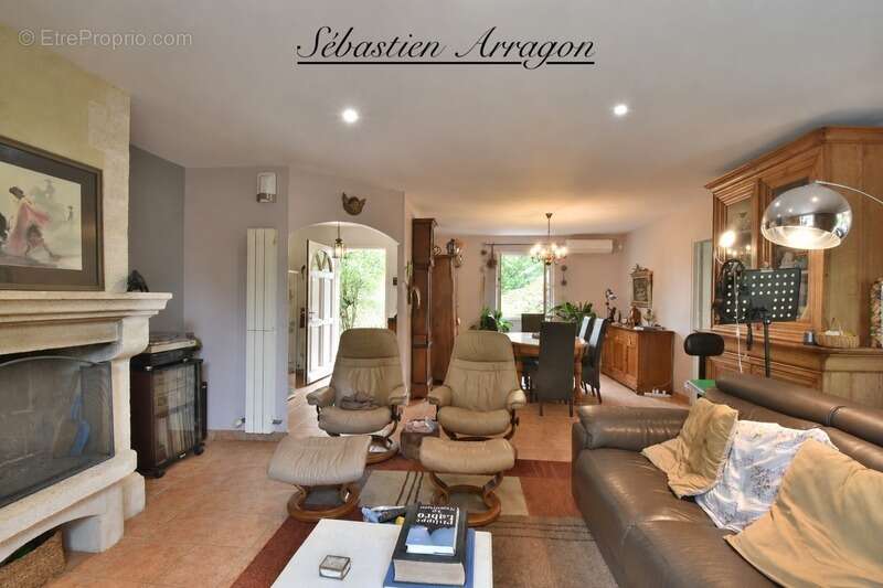 Entre Villeneuve-sur-Lot (47) et Saint-Sylvestre-sur-Lot – Belle maison de plain-pied avec piscine sur 3 800 m² - photo 3