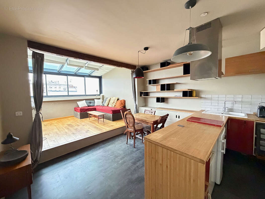 Appartement à PARIS-6E
