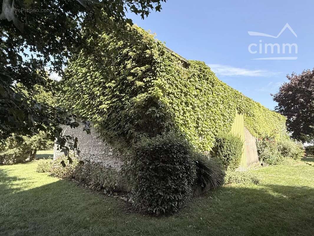 Maison à TOURAILLES