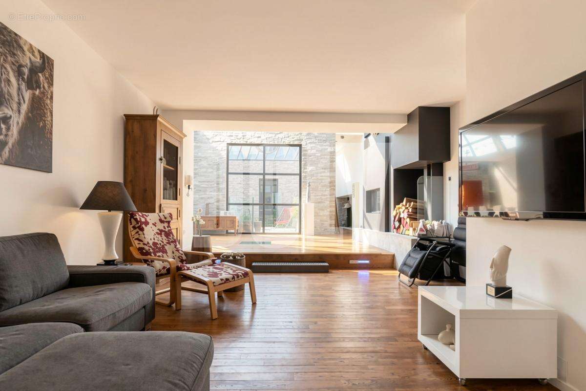 Appartement à BOULOGNE-BILLANCOURT