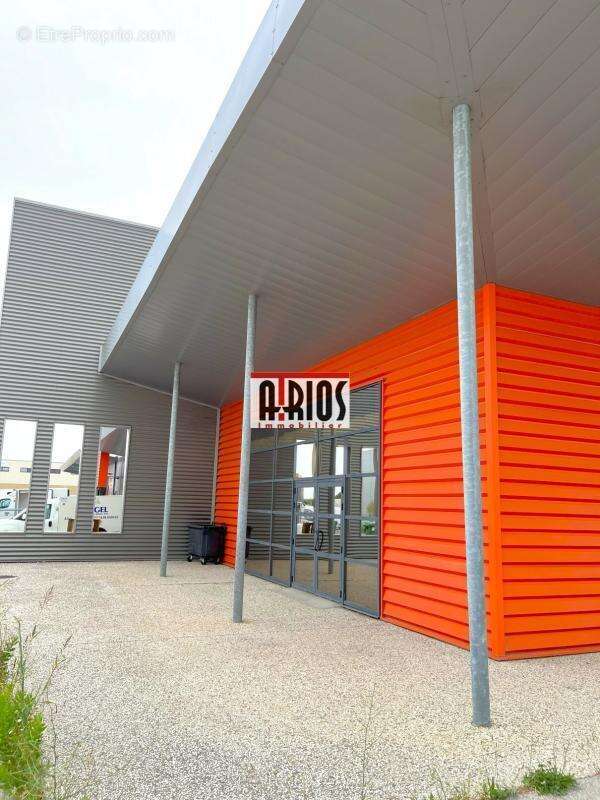 Commerce à LA FARLEDE