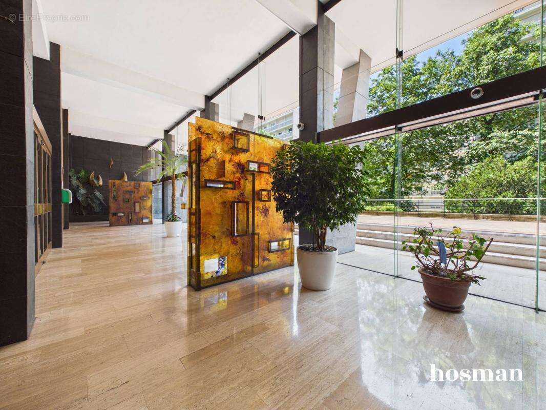 Appartement à PARIS-20E