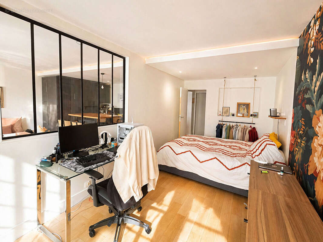 Appartement à PARIS-11E