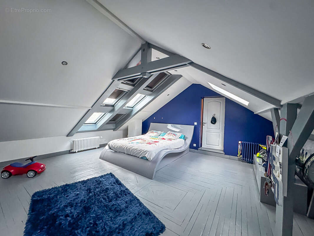 Maison à DAMMARIE-LES-LYS