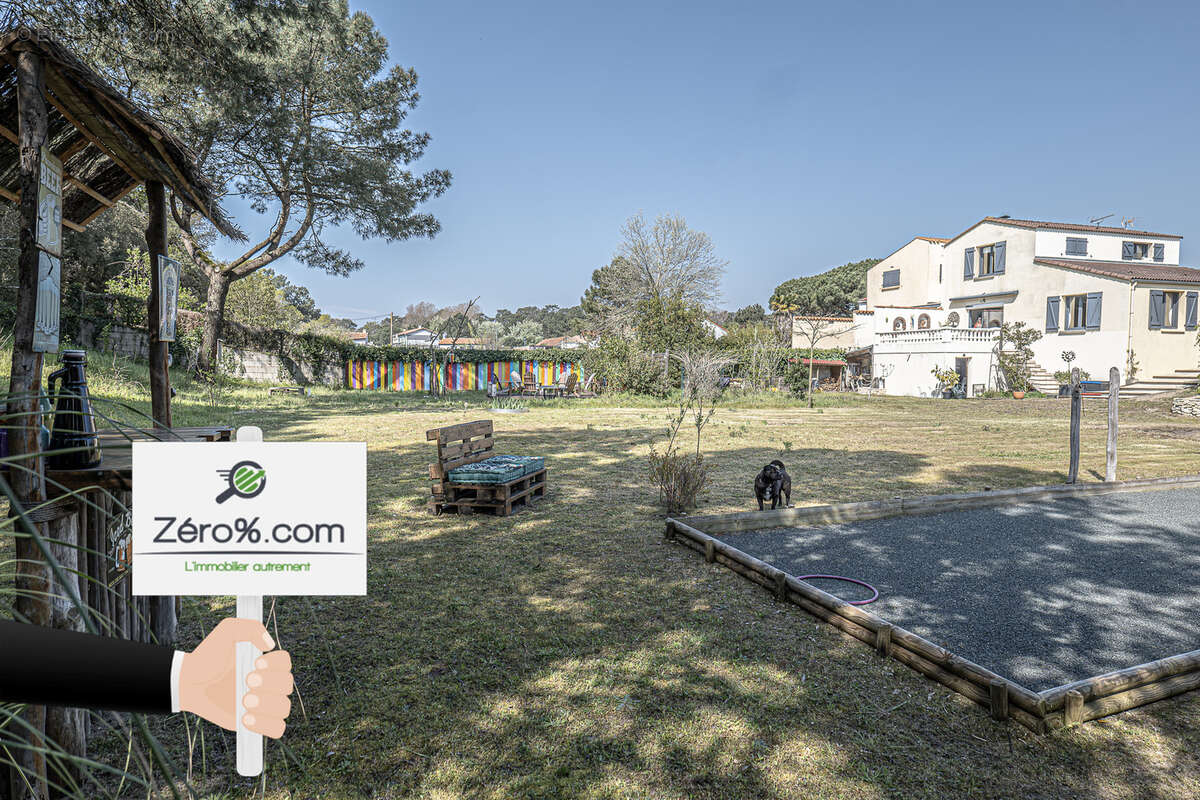 Maison à LONGEVILLE-SUR-MER