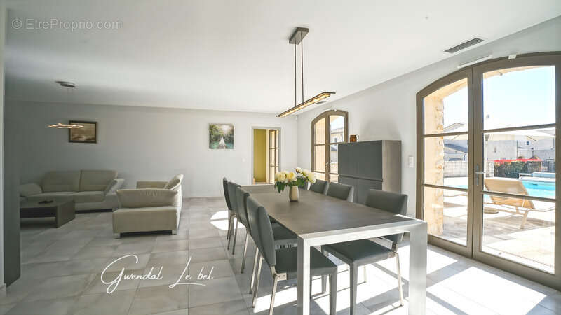 Villa de 5 pièces 160 m2, UZES (30) - photo 4