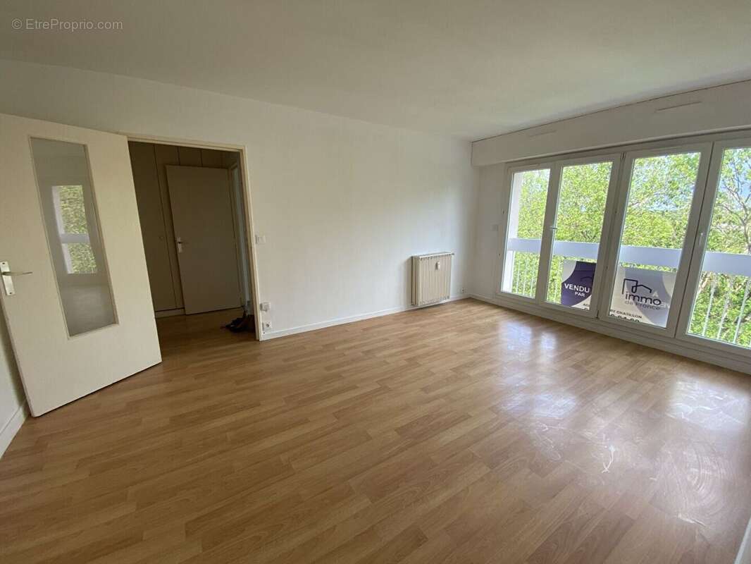 Appartement à EVRY